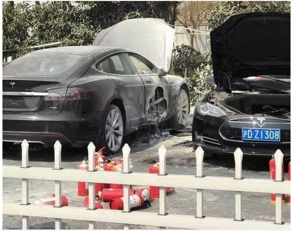 TESLA_MOTORS_SPONTANEOUS_COMBUSTION4_Elon_Musk_Corruption_And_Crappy_Engineering_Make_Tesla_Cars_So_Unsafe_.png