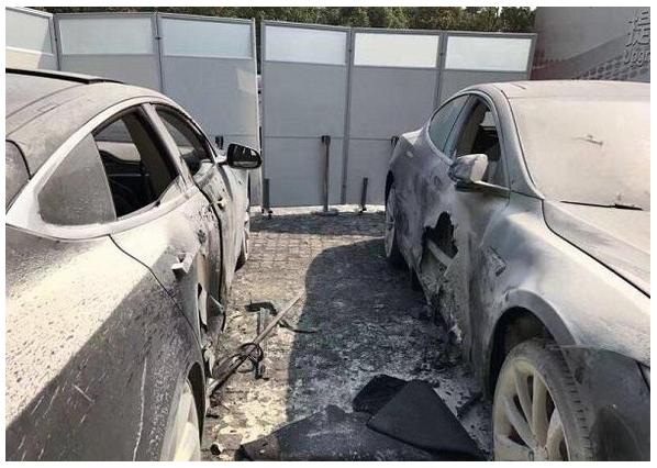 TESLA_MOTORS_SPONTANEOUS_COMBUSTION_5_ELON_MUSK_IS_A_CROOK_AND_SCAMMER.png